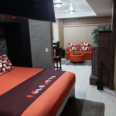 Hoteles CC Tijuana Buitenkant foto