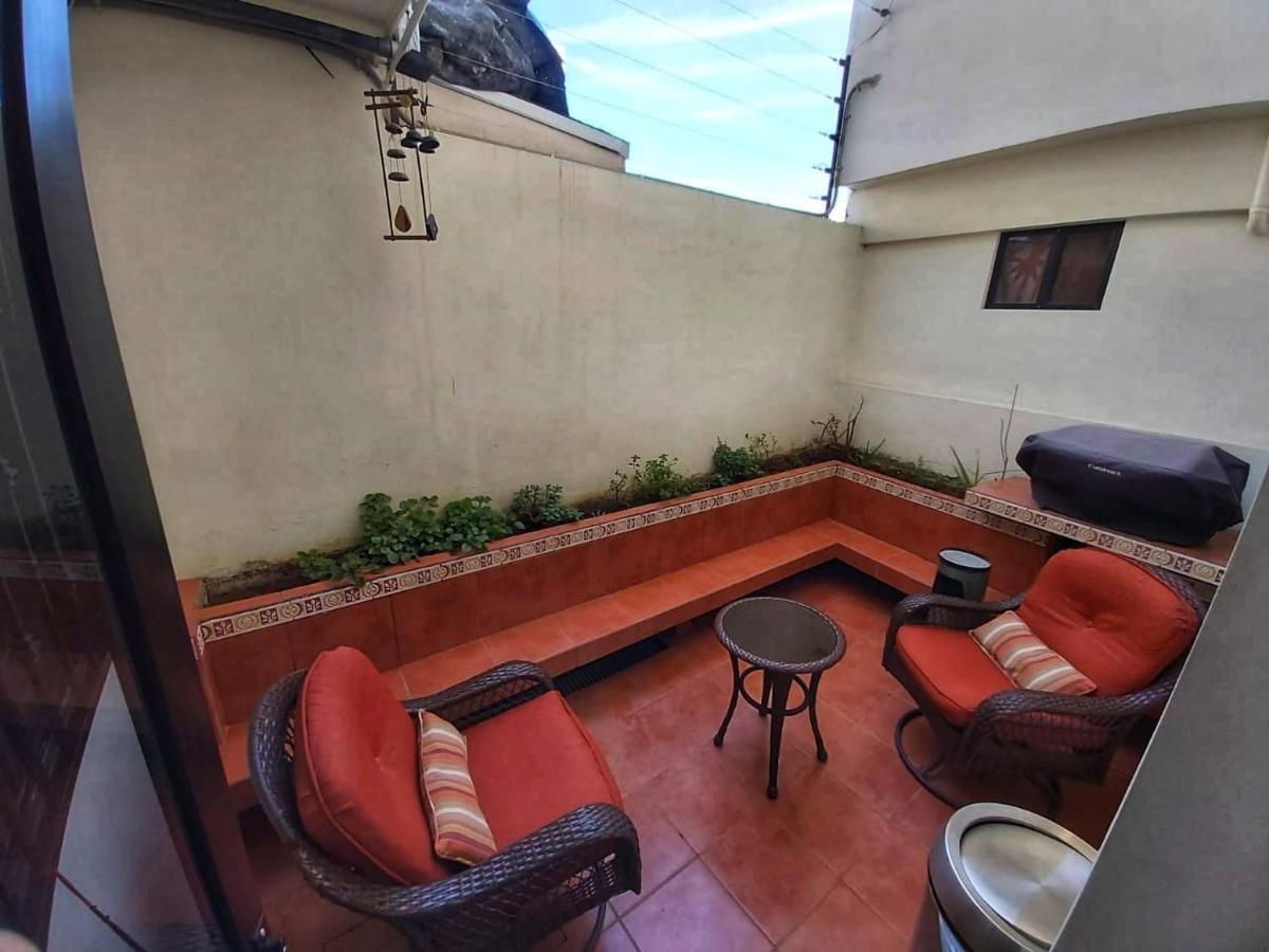 Hoteles CC Tijuana Buitenkant foto
